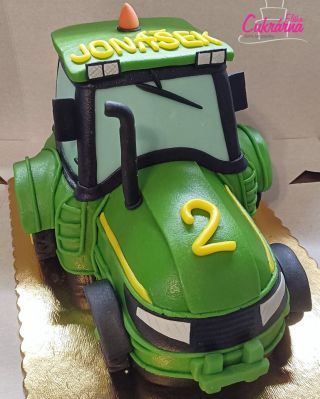 Dort TRAKTOR . #kvalitnisuroviny #dortynazakazku #rozvozdortu #handmade #cukrarnaeliska #dortynaobjednavku...